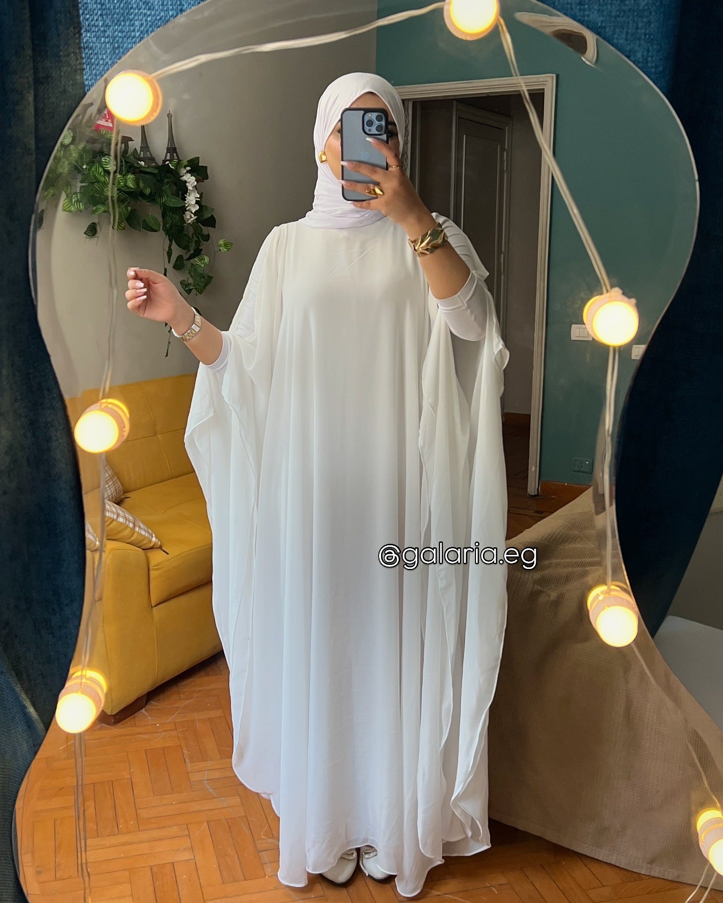 Flow Abaya