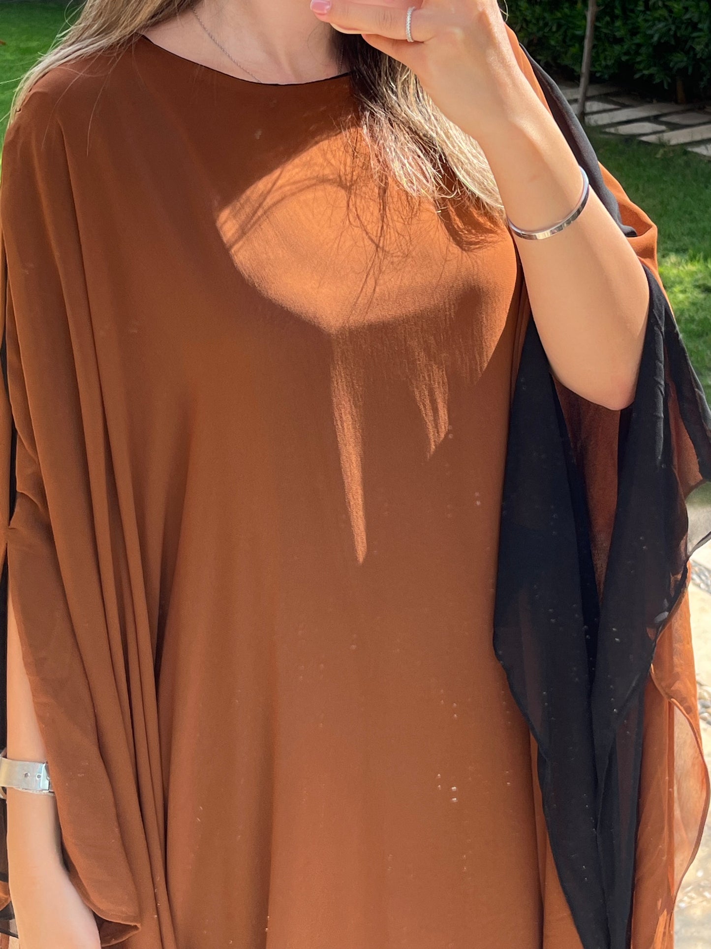 Flow Abaya - Brown x Black