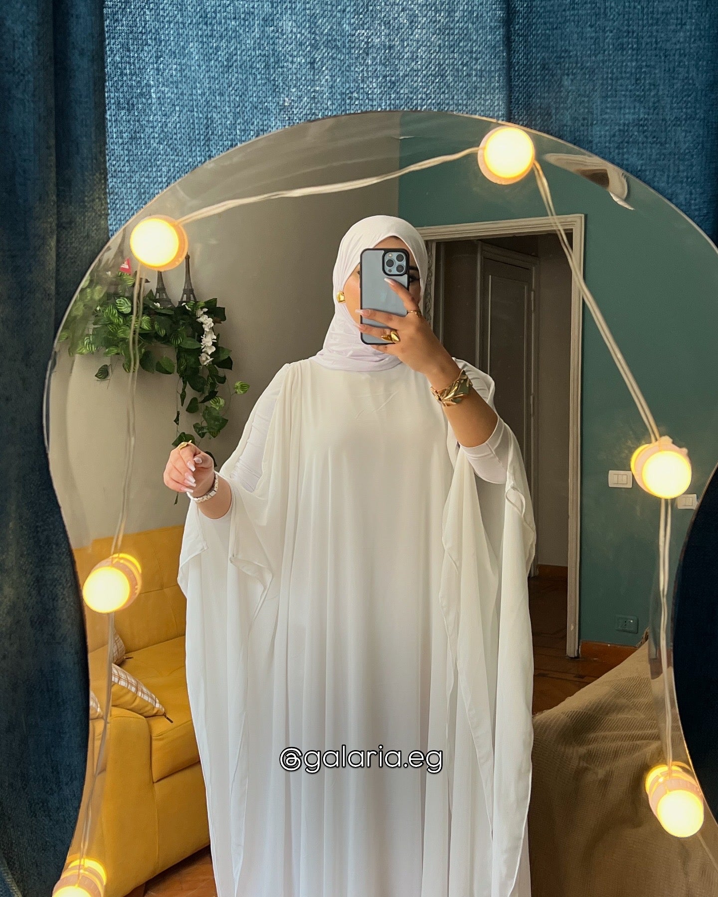 Flow Abaya