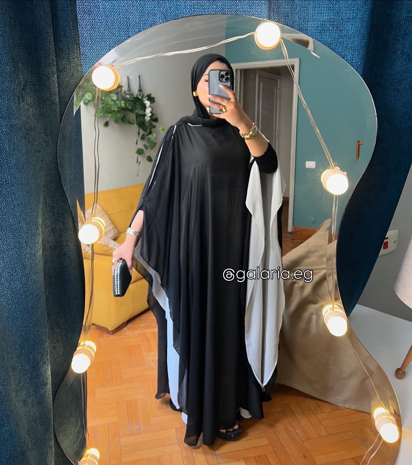 Flow Abaya