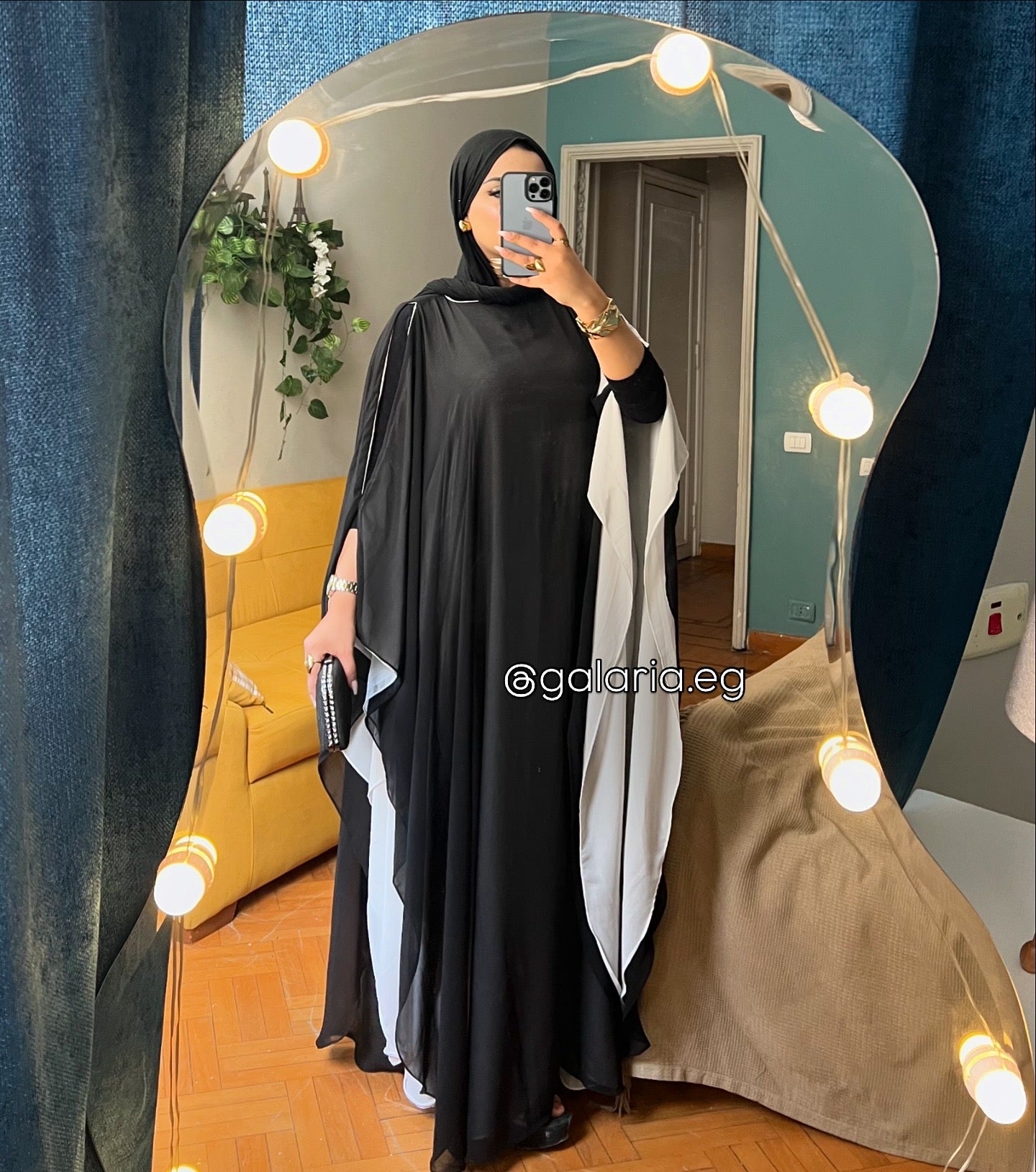 Flow Abaya