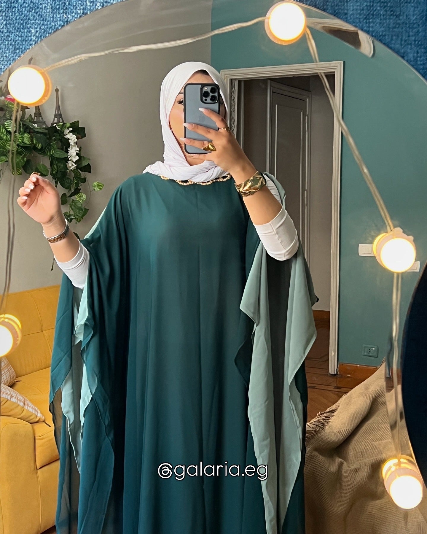 Flow Abaya