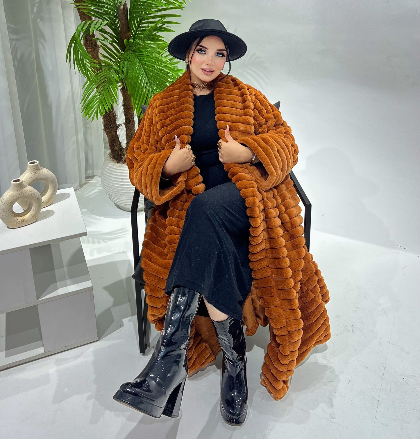 Furry Fur Coat - Havan